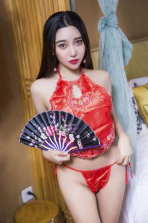 风流护士公交车上
