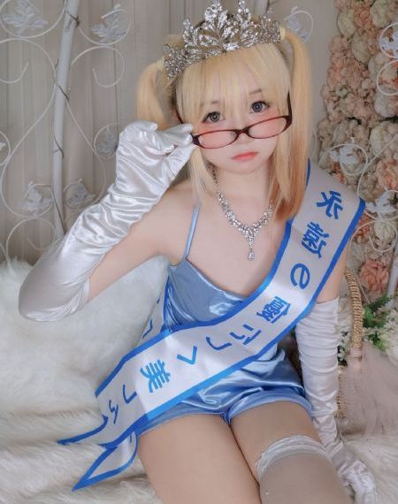 年轻的嫂子在线